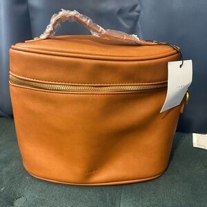 Leather Cosmetic Case in Cognac Tan
